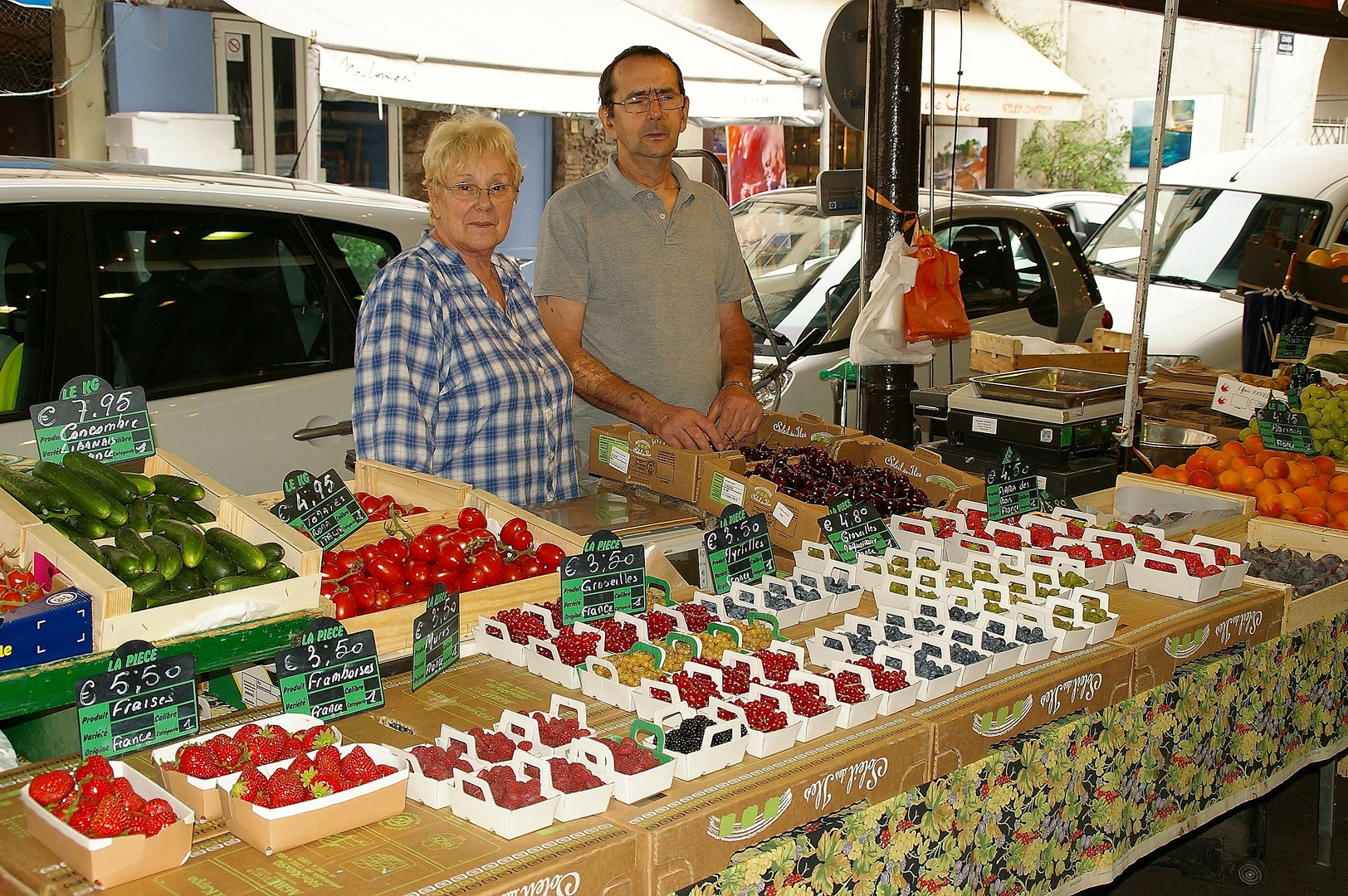 le marché provençal d 'antibes