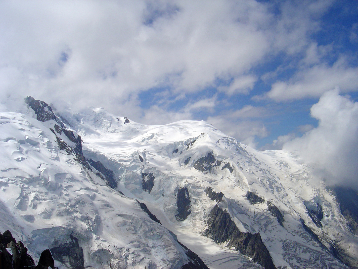 Le Mont Blanc vu de l’Aiguille du Midi 