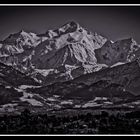 Le Mont-Blanc, vu depuis la côte Suisse du Lac Léman.