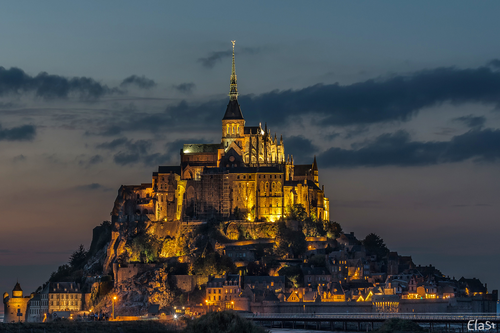 LE MONT-SAINT-MICHEL