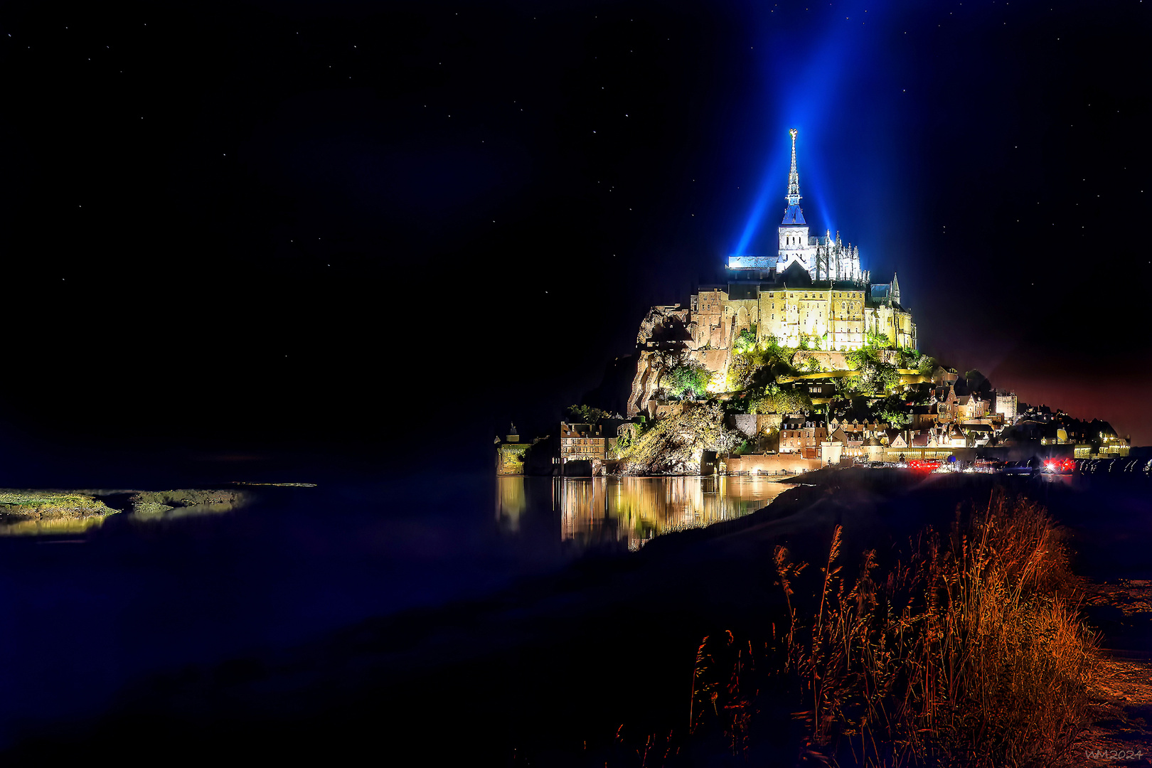 - Le-Mont-Saint-Michel -