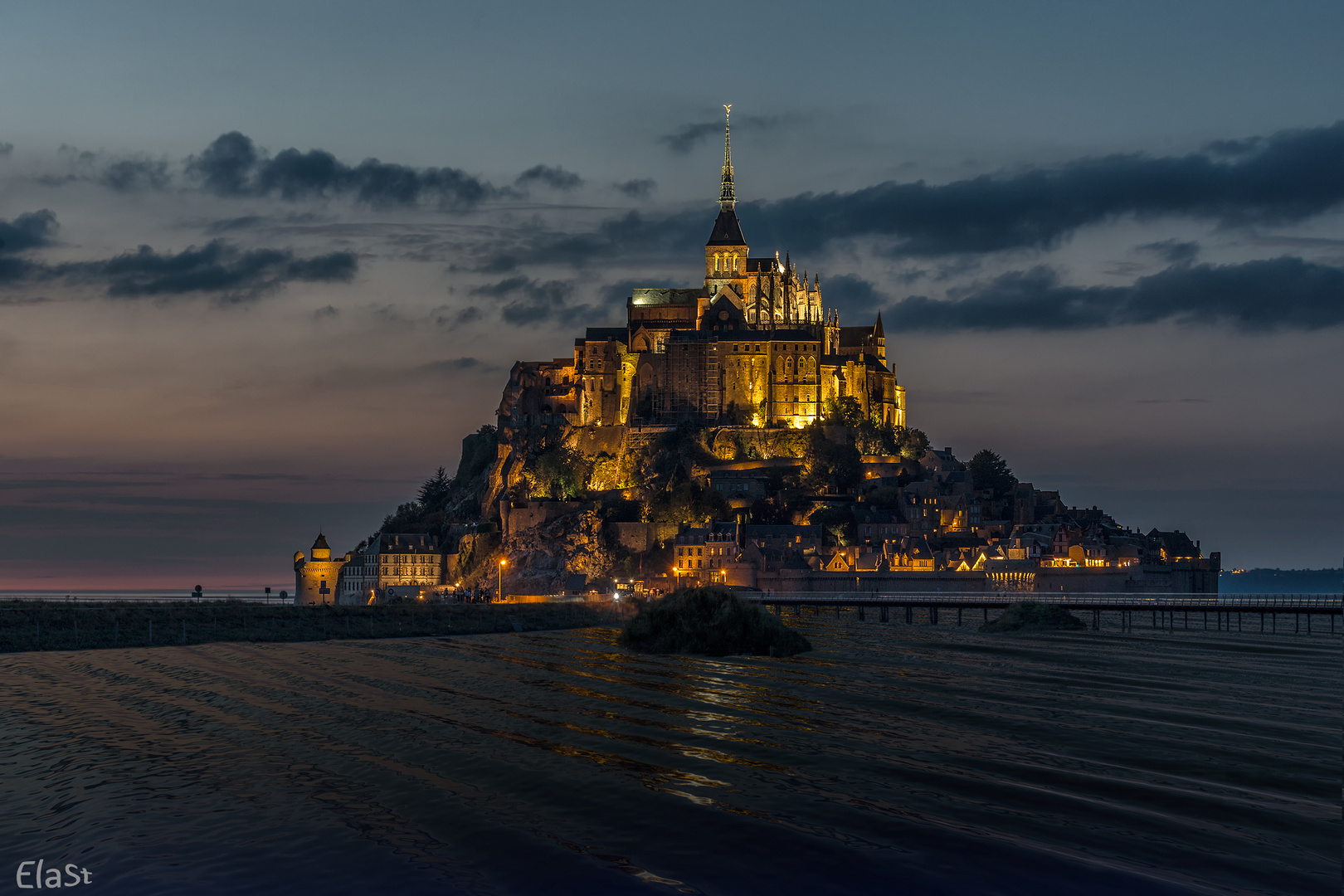 LE MONT-SAINT-MICHEL