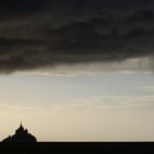 Le Mont-St-Michel vor dem Regenschauer