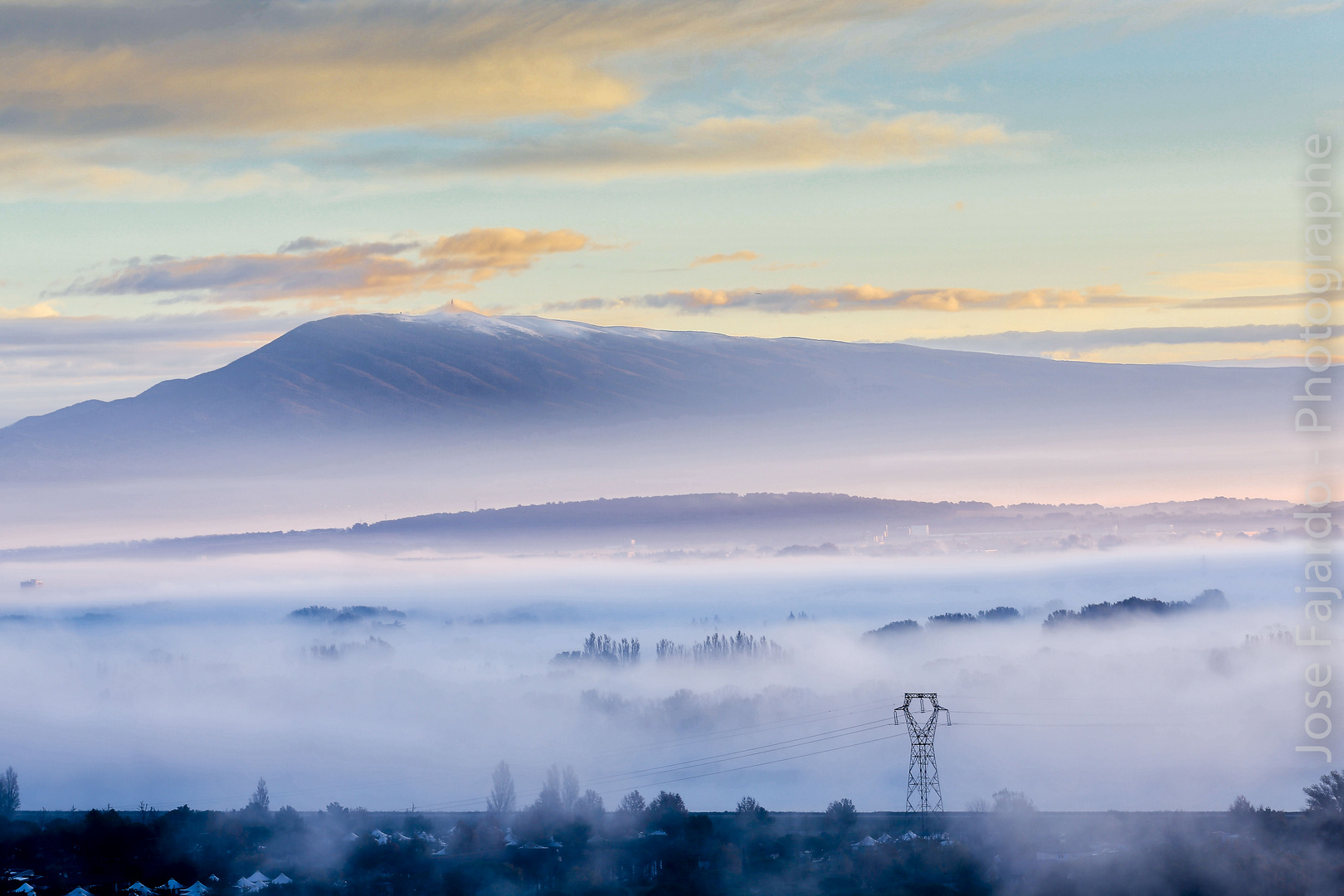 Le Mont Ventoux au levée du soleil