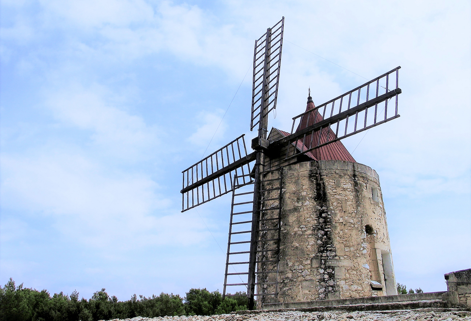 Le moulin de Daudet à Fontvieille (*)