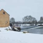 Le moulin de mon village et les bords de Sarthe durant l'hiver 2010. Exo photo n° 1 l'hiver