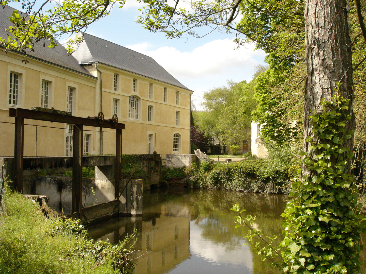 Le moulin Paillard de Poncé sur loir (72)