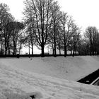 le mura con la neve lucca