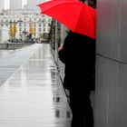 Le parapluie rouge (2)