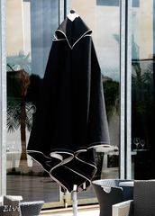 Le parasol replié 
