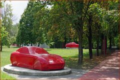 le parc enzo ferrari a maranello ...