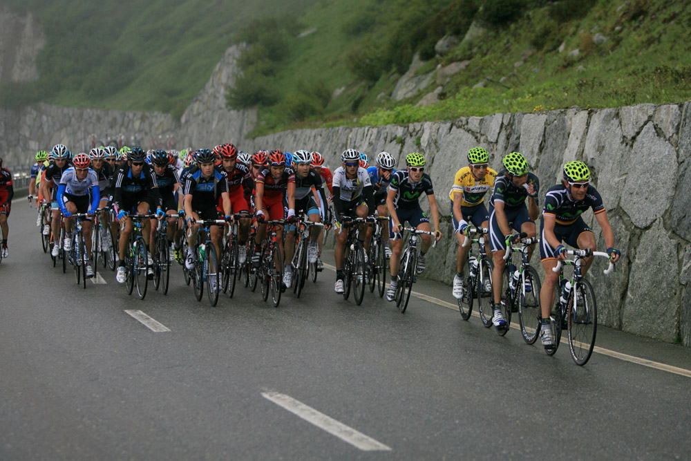 Le Peloton, ( Tour de Suisse, Grimselpass )