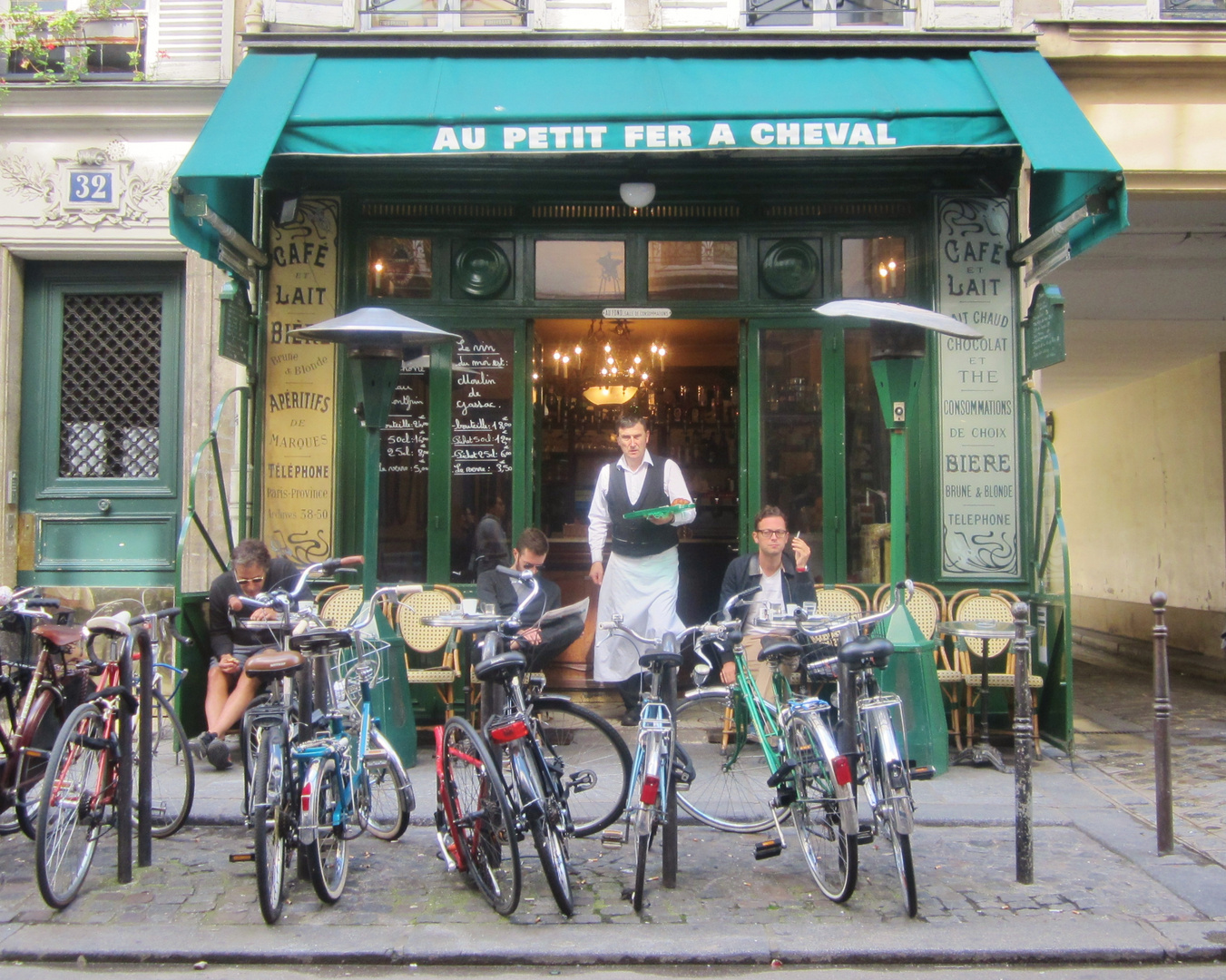 le petit fer à cheval rue vieille du temple Paris IV arr