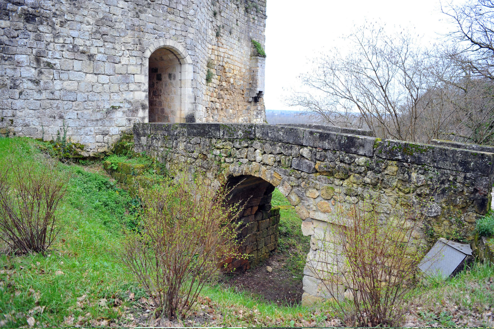 le petit pont de pierre ! 