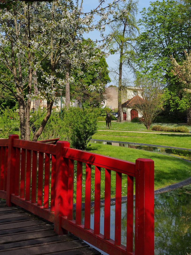 Le petit pont rouge