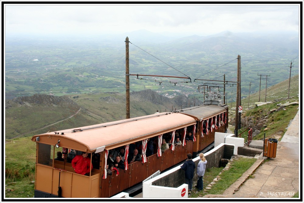 le petit train à cremaillère de la RHUNE