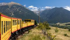 Le Petit Train Jaune "Canari" III...