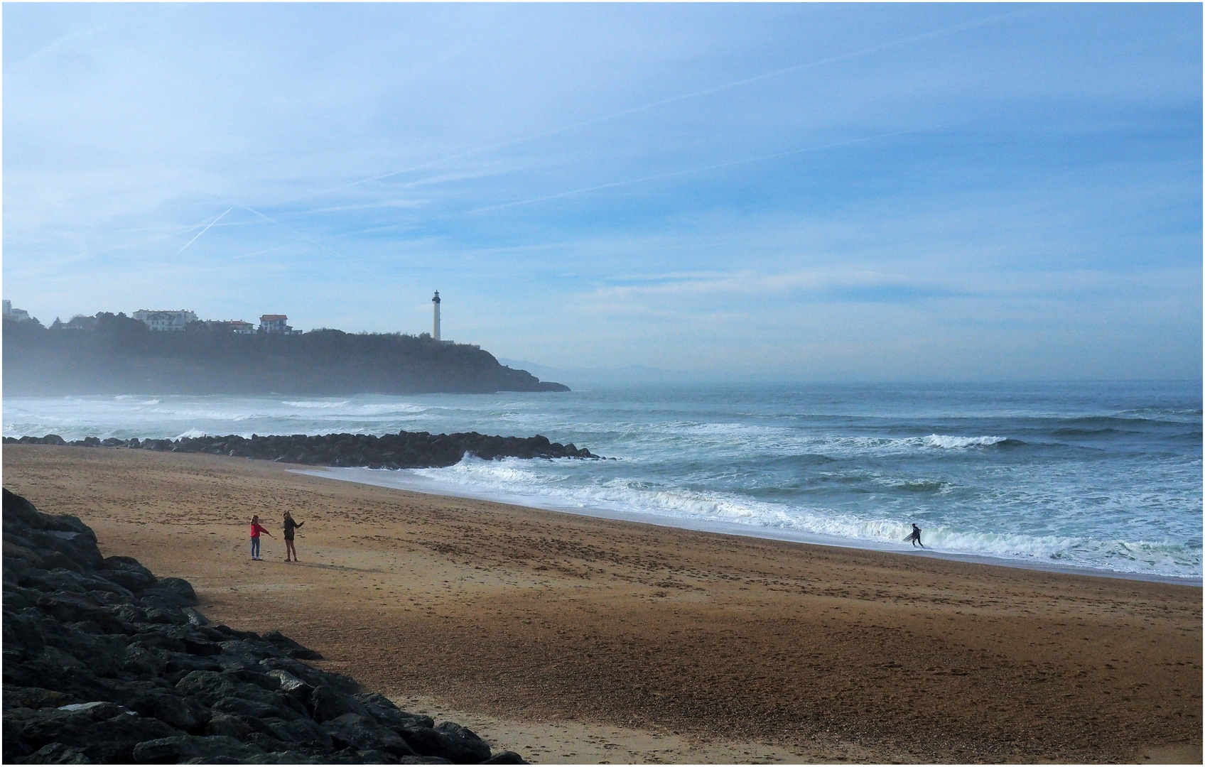 Le Phare de Biarritz vu de la Plage de Marinella