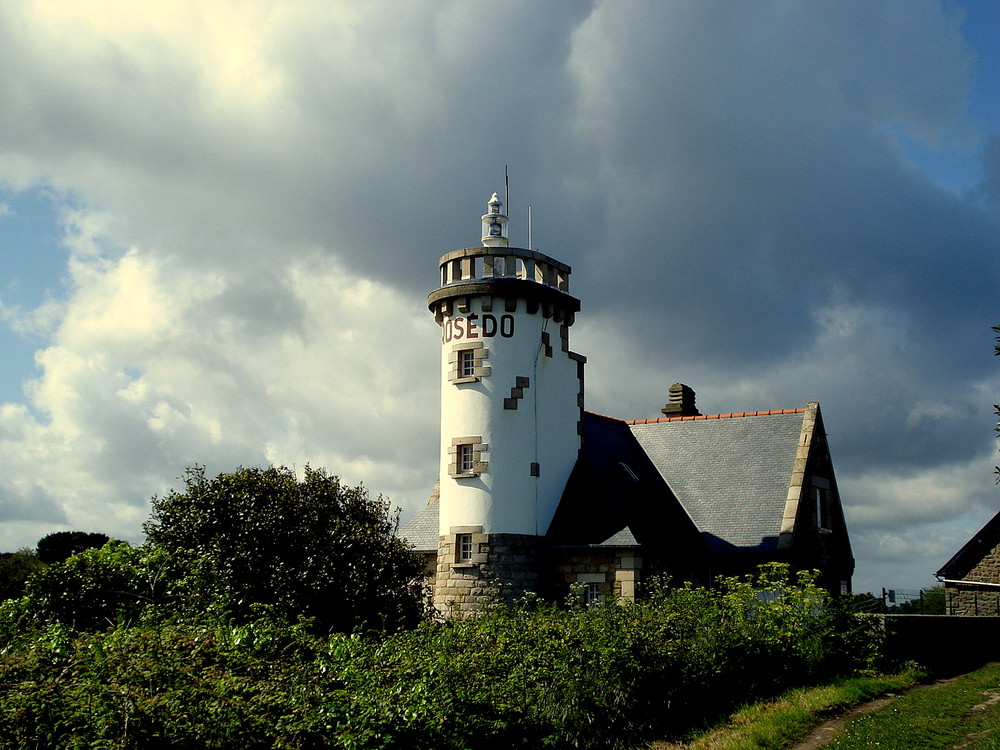 le phare de rosédo ile de bréhat