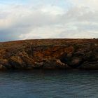 le phare des Poulains sur mer d'huile