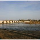 LE PLUS VIEUX PONT SUR LA LOIRE