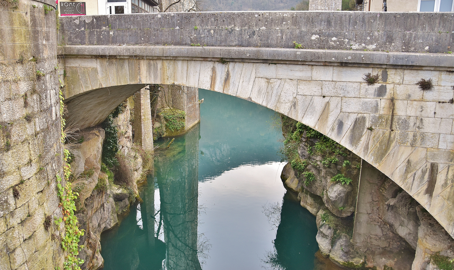 Le pont.