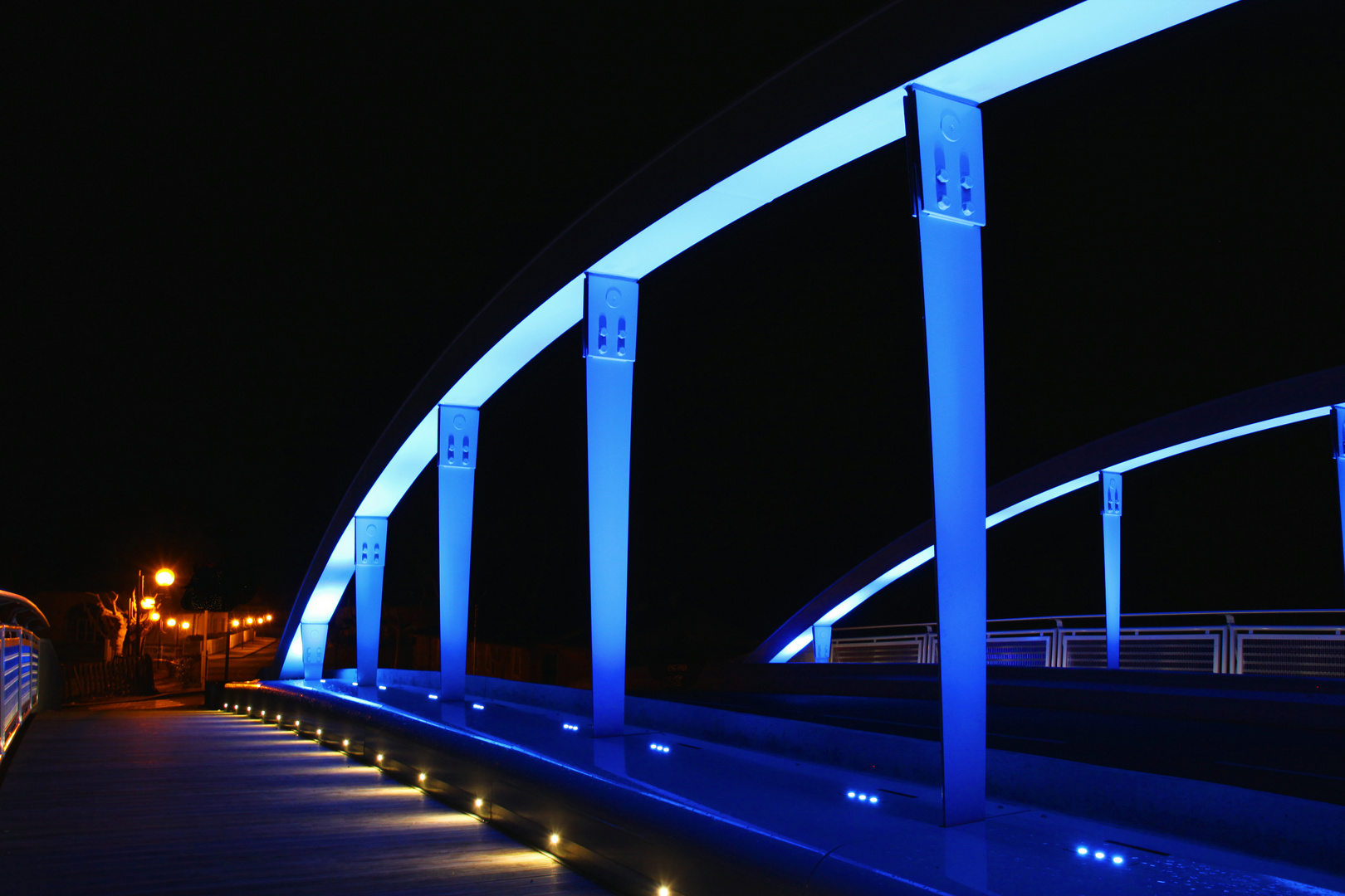 le pont bleu 1