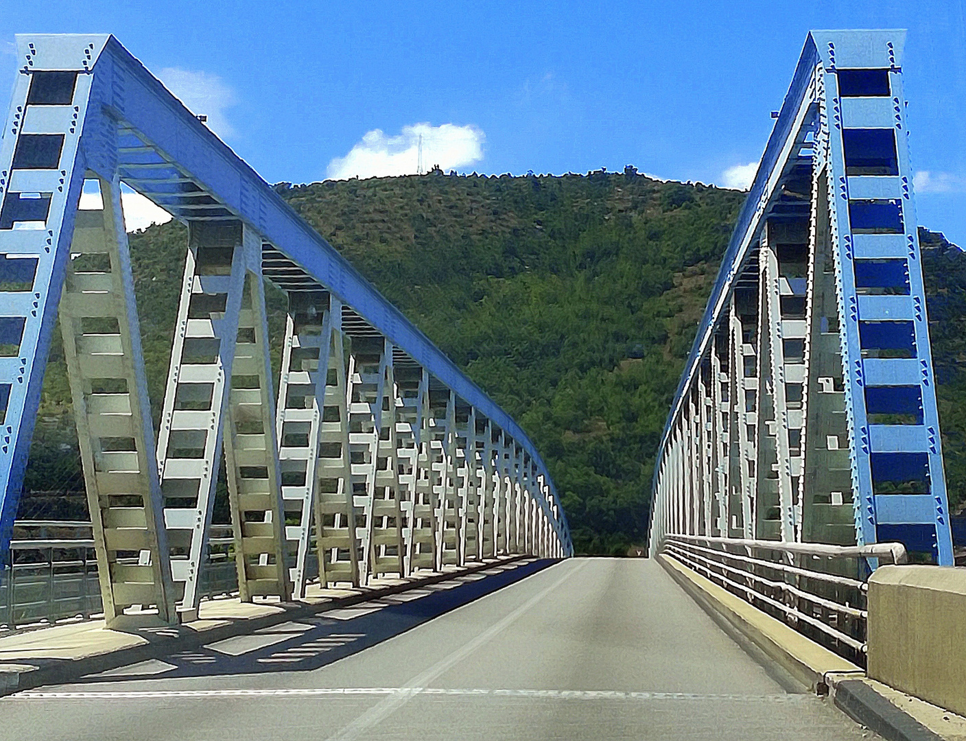 Le pont bleu