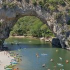 Le Pont d'Arc à VALLON PONT D'ARC (Ardèche) - France - Juillet 2011