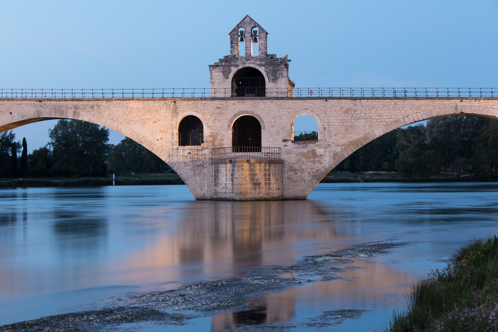 Le Pont d`Avignon