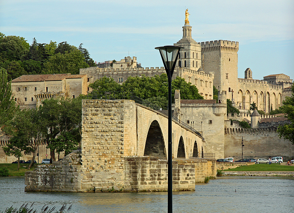 Le Pont d`Avignon