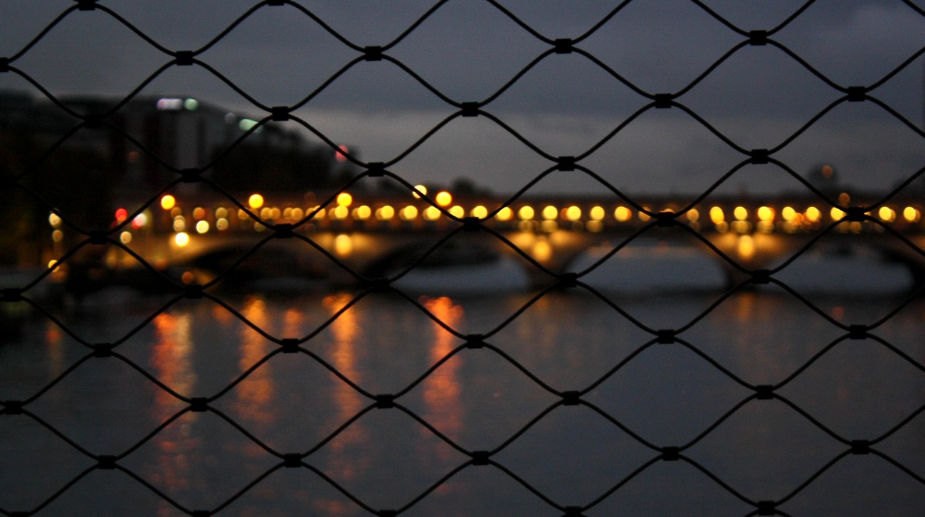 Le pont de Bercy dans le flou...