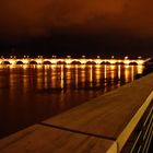 Le Pont de Pierre de nuit