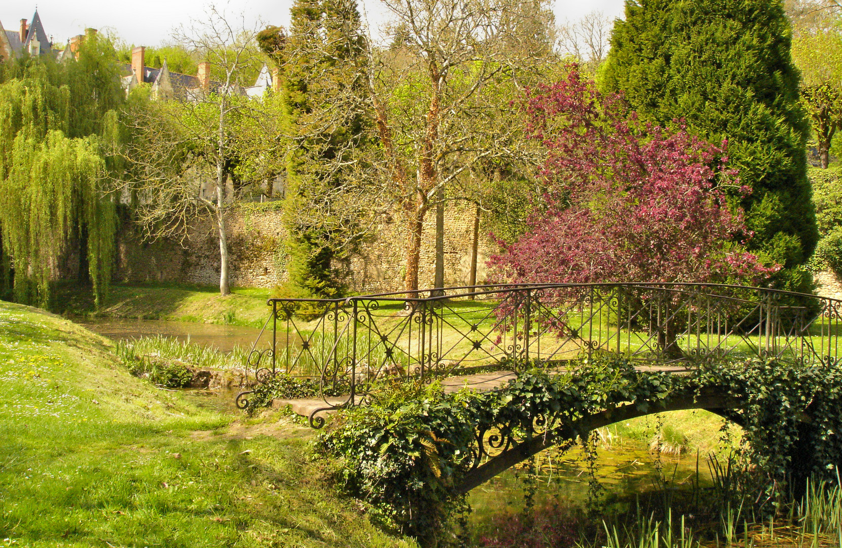 Le pont des amoureux (château de Courtanvaux  72)