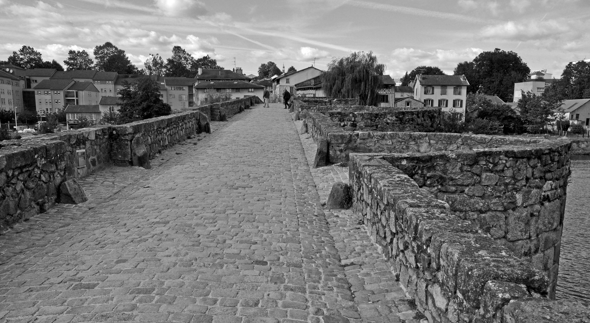 le pont Saint-Etienne de limoges 