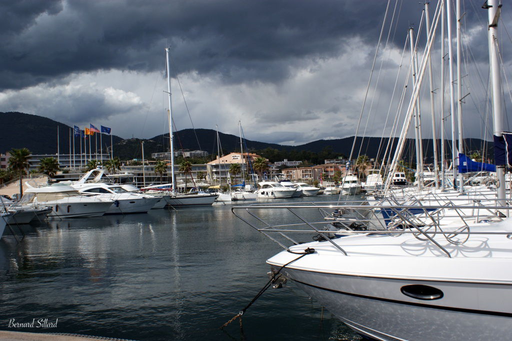 le port de Cavalaire-sur-mer sous la menace