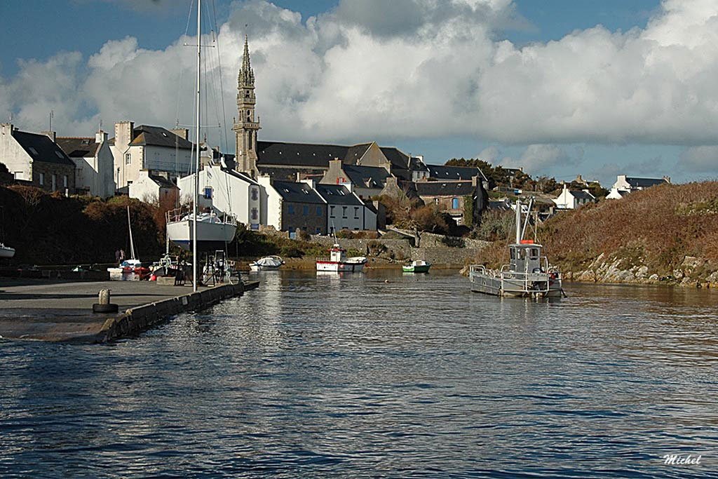 Le port de Lampaul (île d' Ouessant)