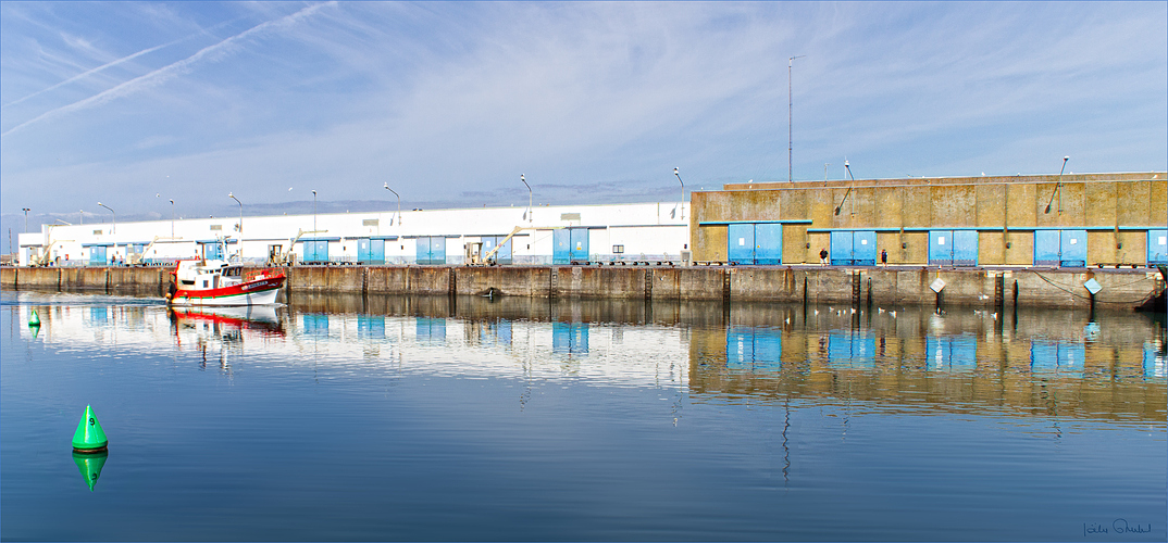 Le port de saint Guénolé .