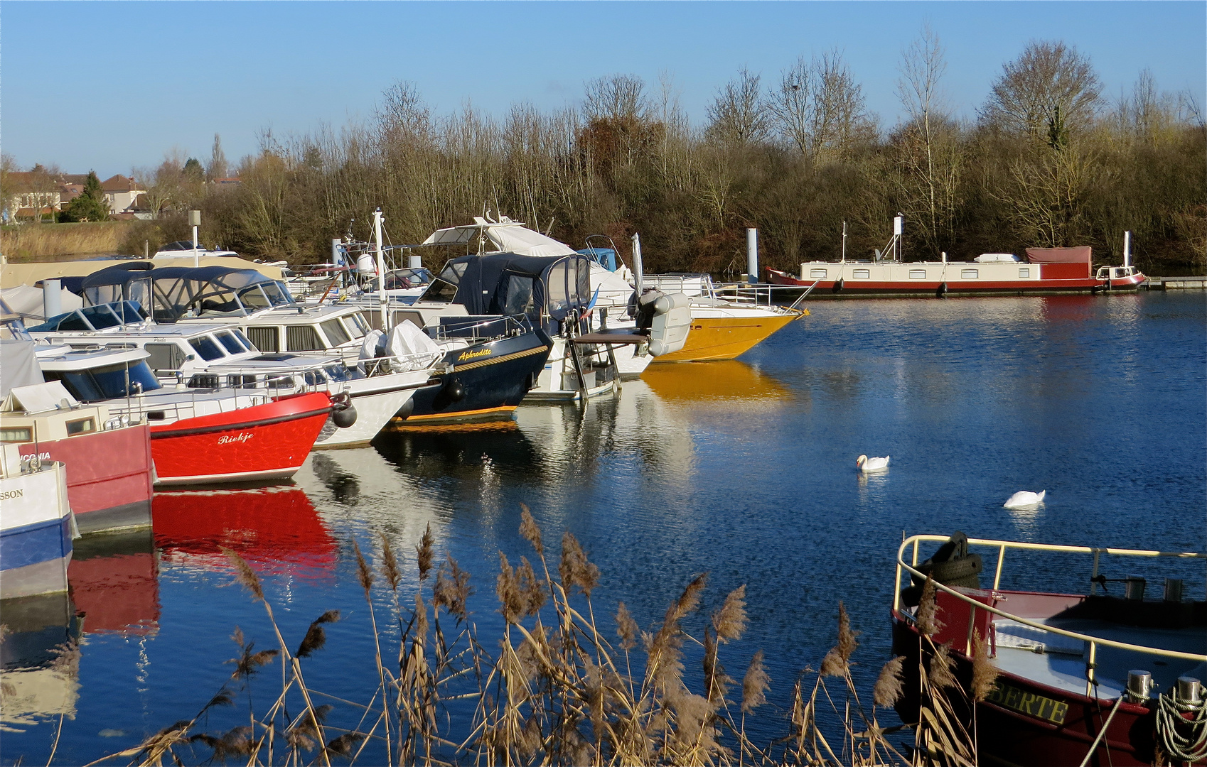 ... le Port de St. Jean de Losne !!!...