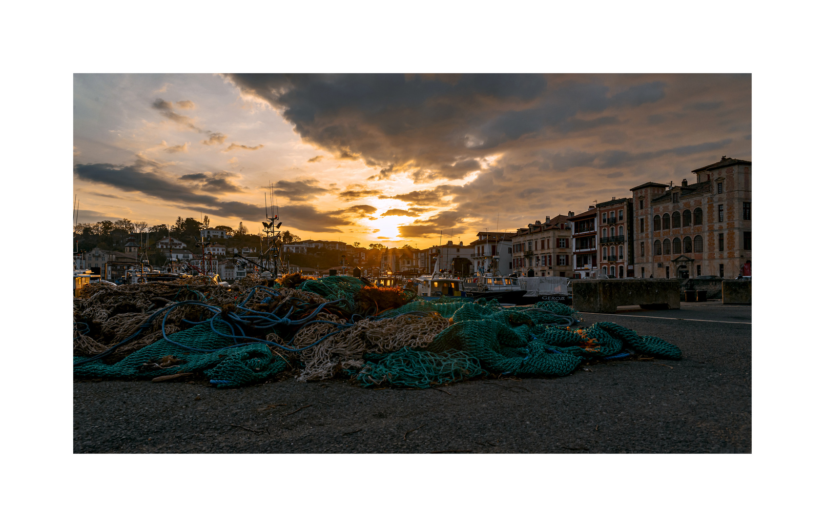 Le port de St Jean de Luz