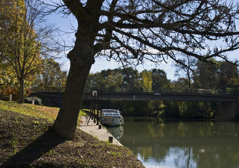 Le port de Valence sur Baïse -- Der Hafen von Valence sur Baïse