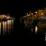 le port du pêche de la commune du Grau du Roi (la nuit)