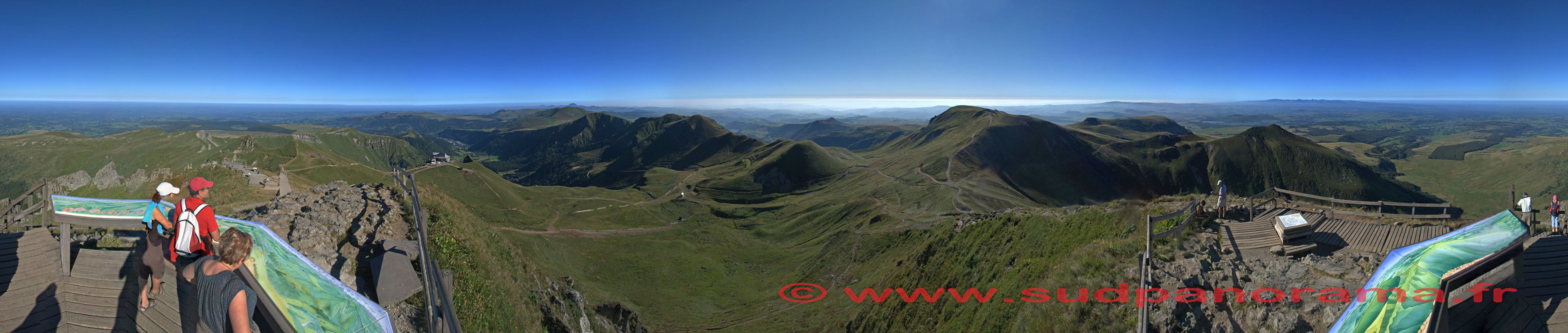 Le Puy de Sancy - un Volcan à 360° au coeur de l'Europe à 1886 mètres