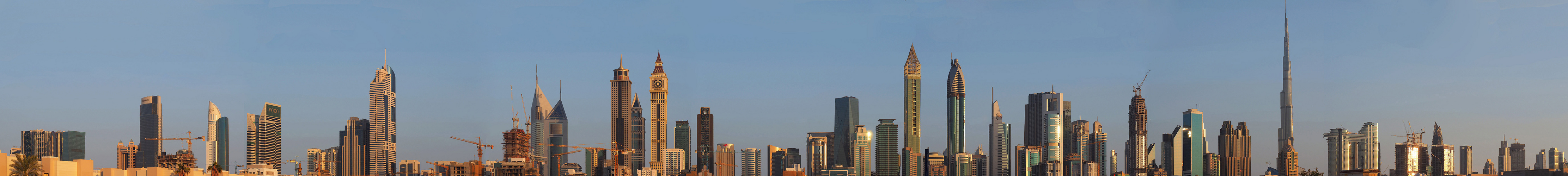 Le skyline de Dubaï en fin d’après-midi