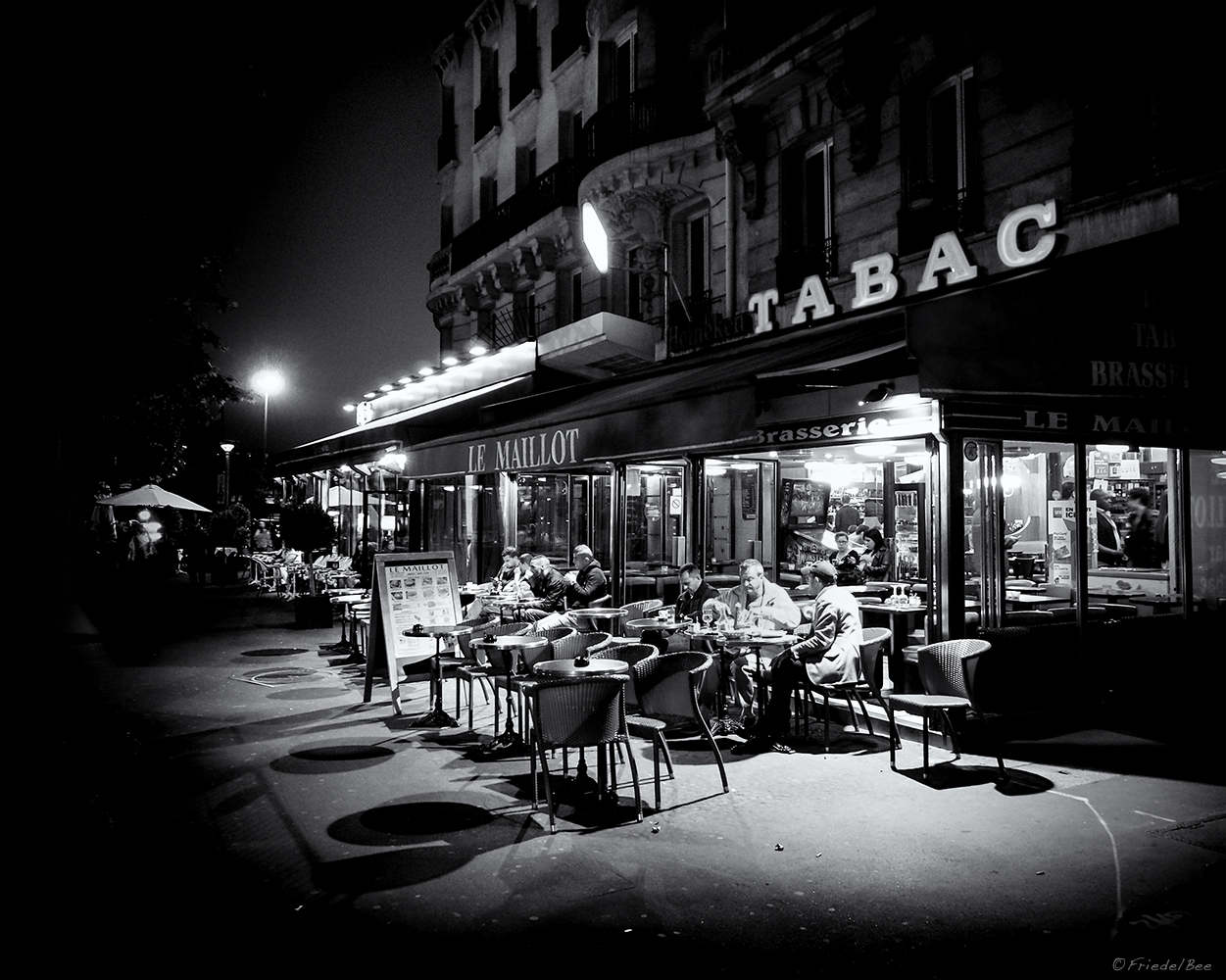 Le soir a´ la brasserie