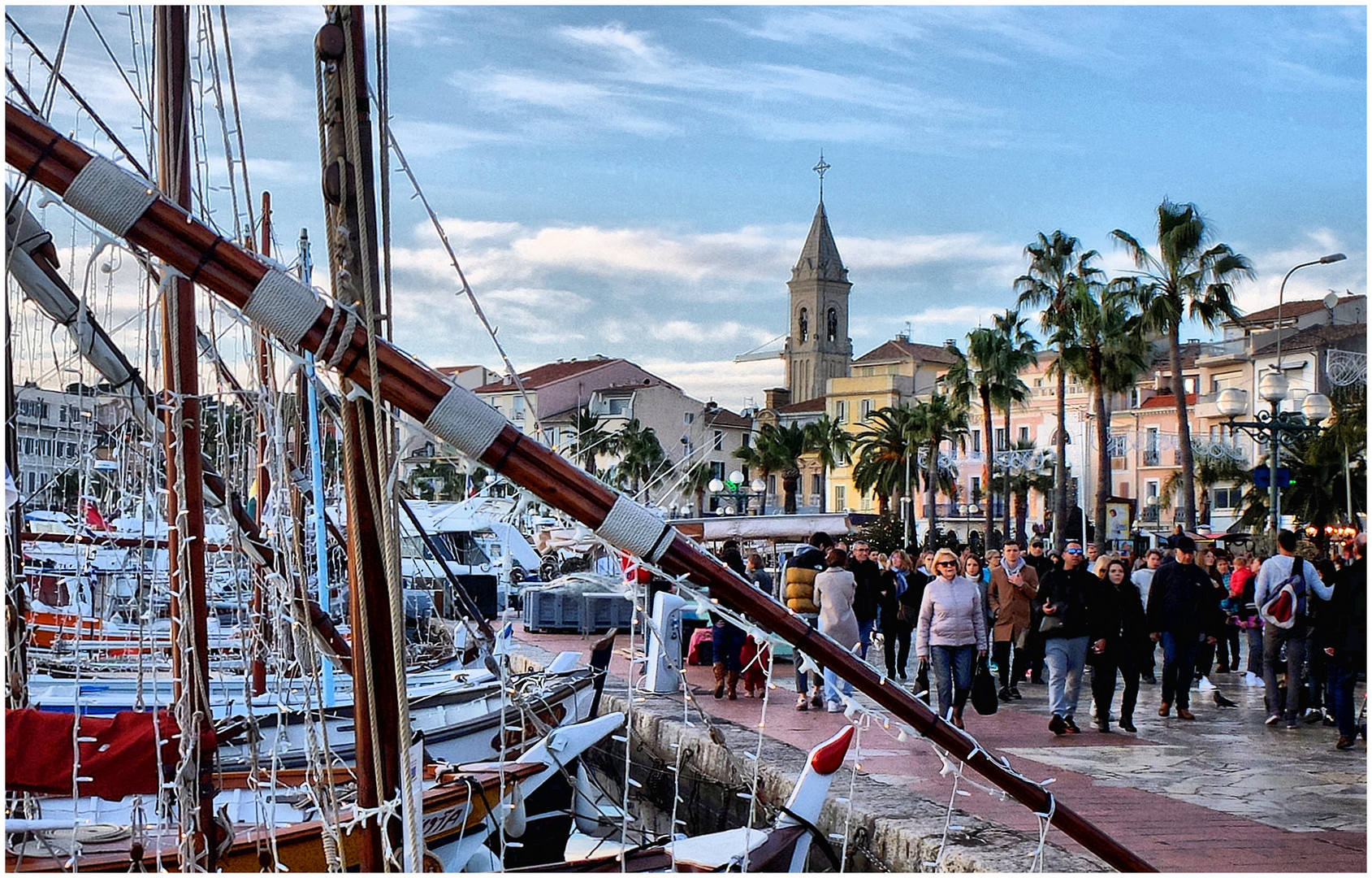 Le soir sur le quai