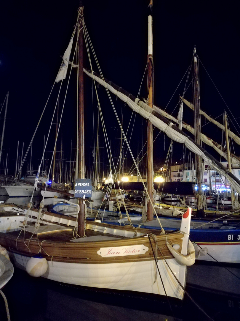 Le sommeil des bateaux .... Sanary.