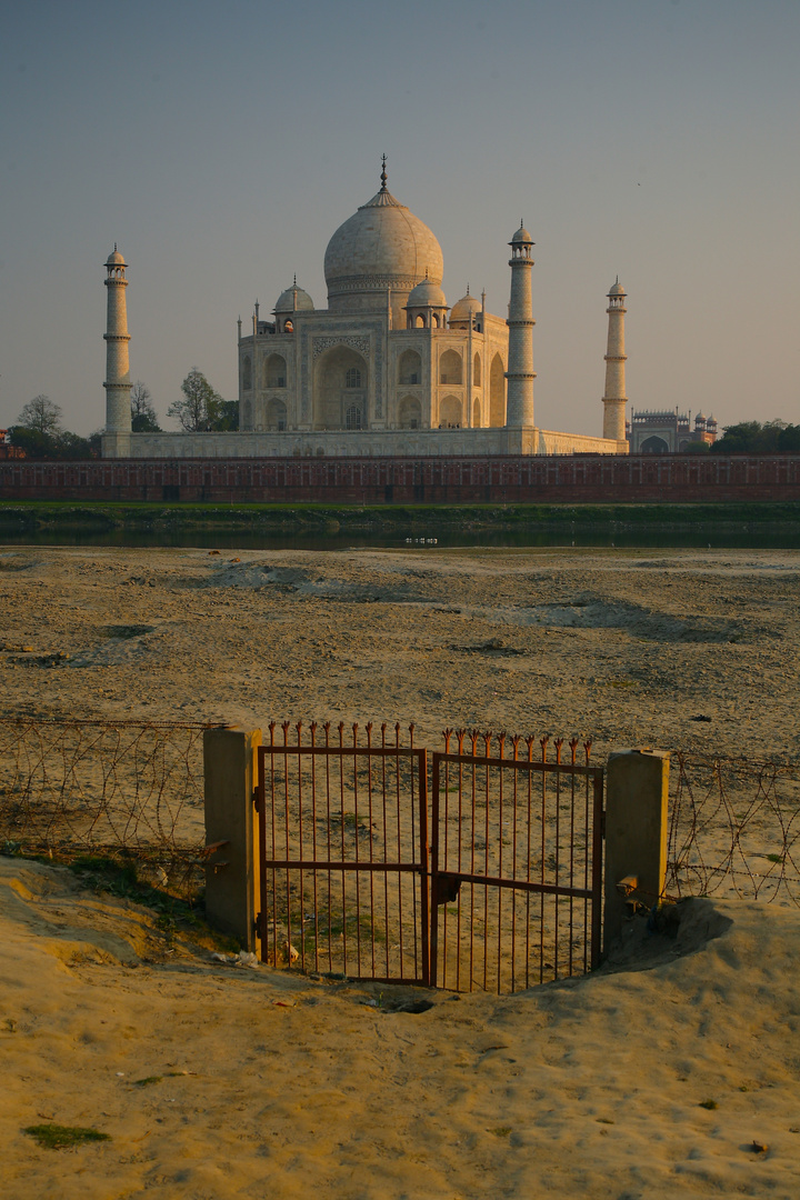 Le Taj Mahal à Agra, Uttar Pradesh.