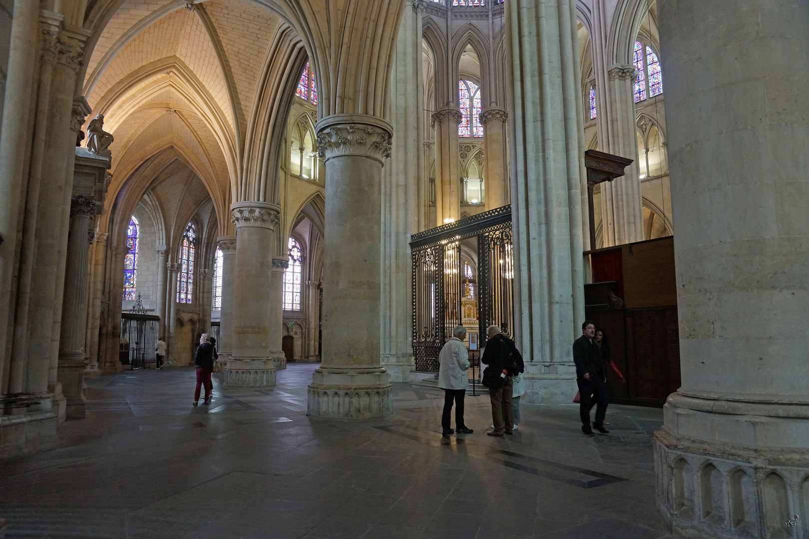 le  temps des Cathédrales .....