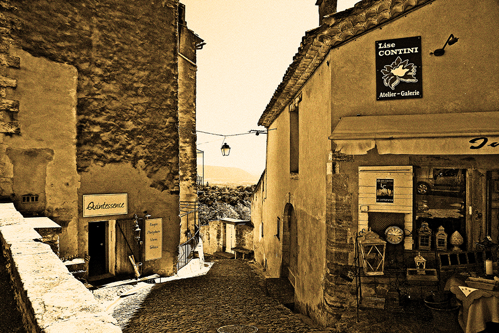 Le temps s'est arrêté à Gordes